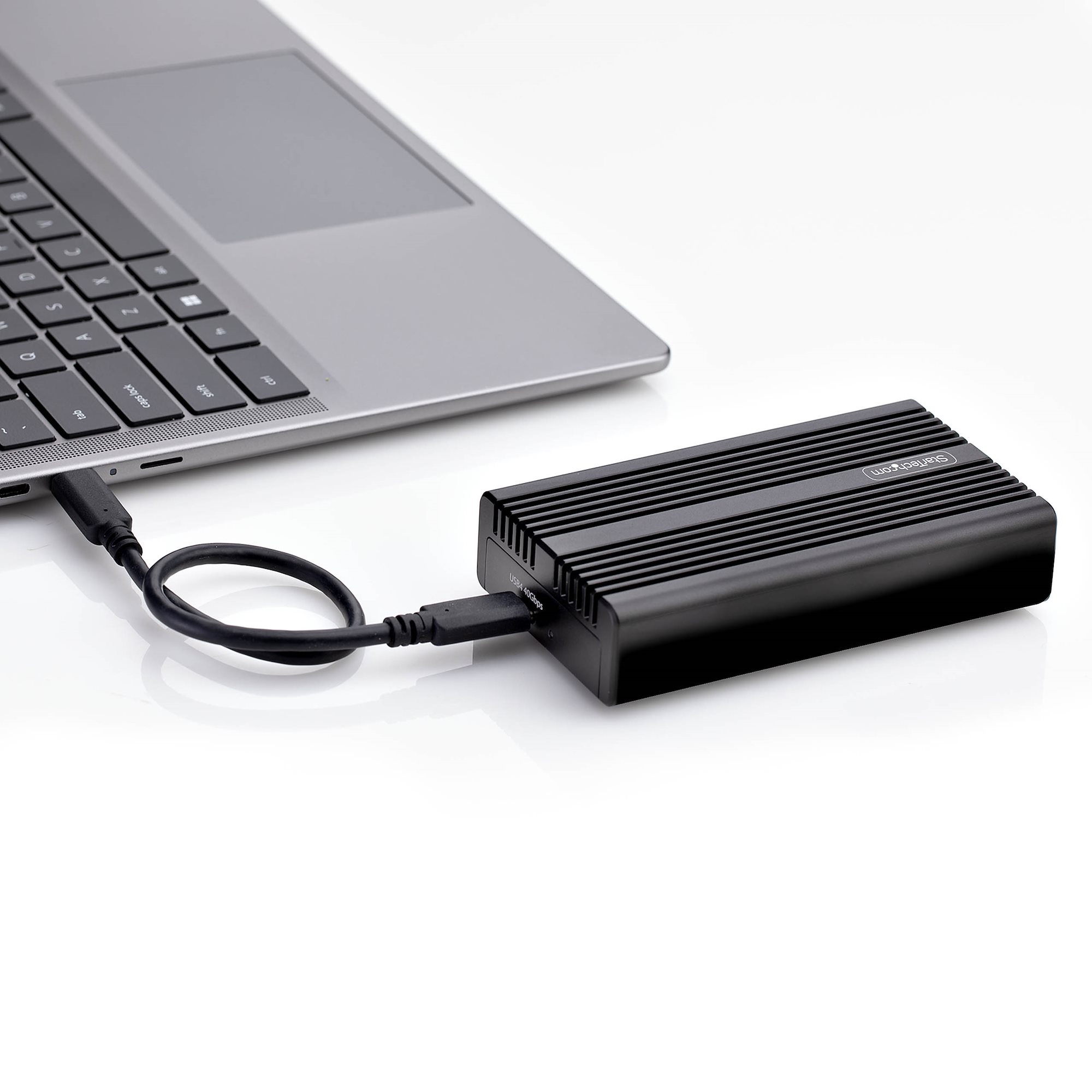 外付けハードディスク・ドライブ USB4 NVMe SSD Enclosure 外付けハードディスク・ドライブ USB4 NVMe SSD Enclosure USB4