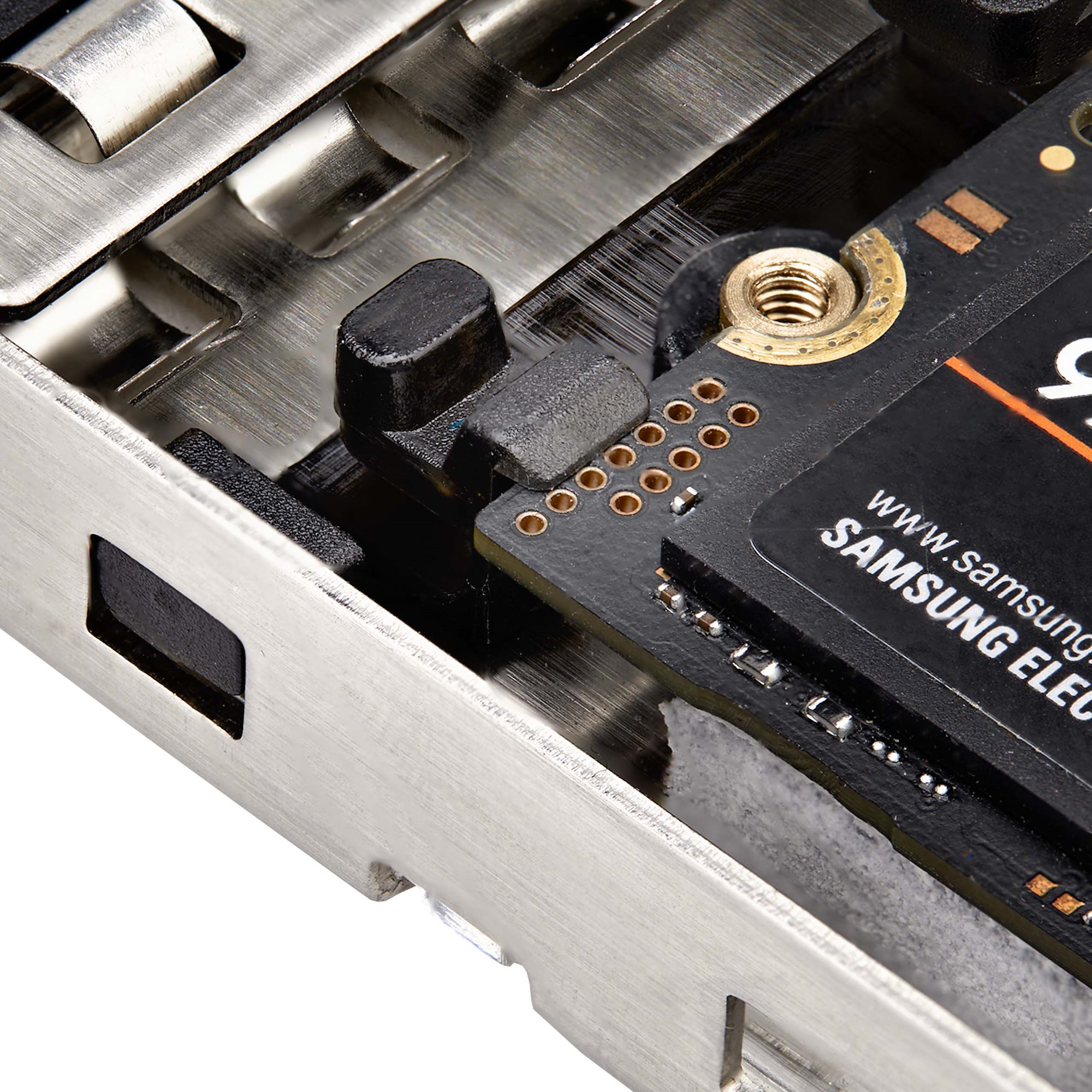 Dual-Bay M.2 NVMe SSD to PCIe x8 Removable Mobile Rack