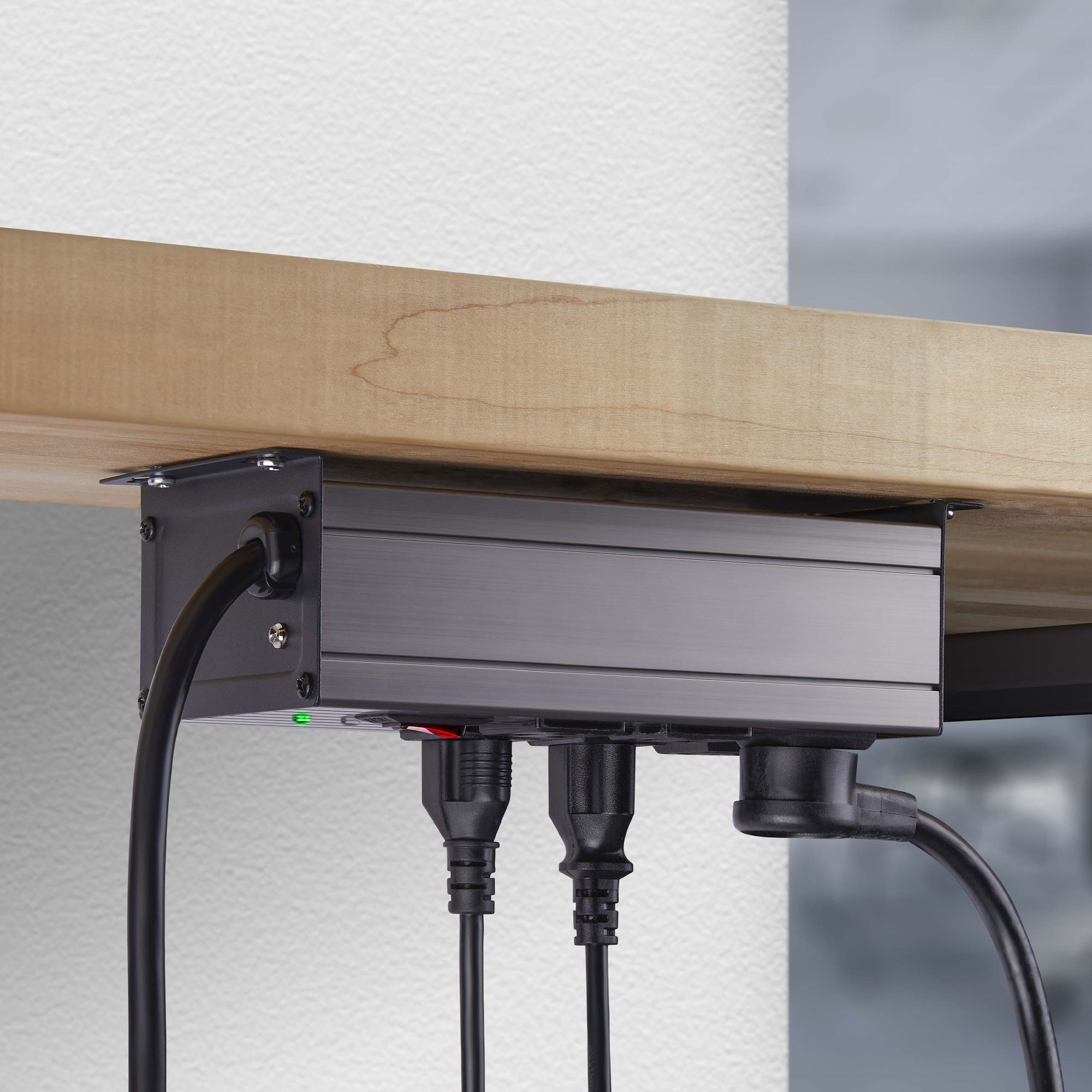 その他 Power Distribution Strip 8 Amazon.com: Banana Jack 8 Outlet DC Power Distribution Strip