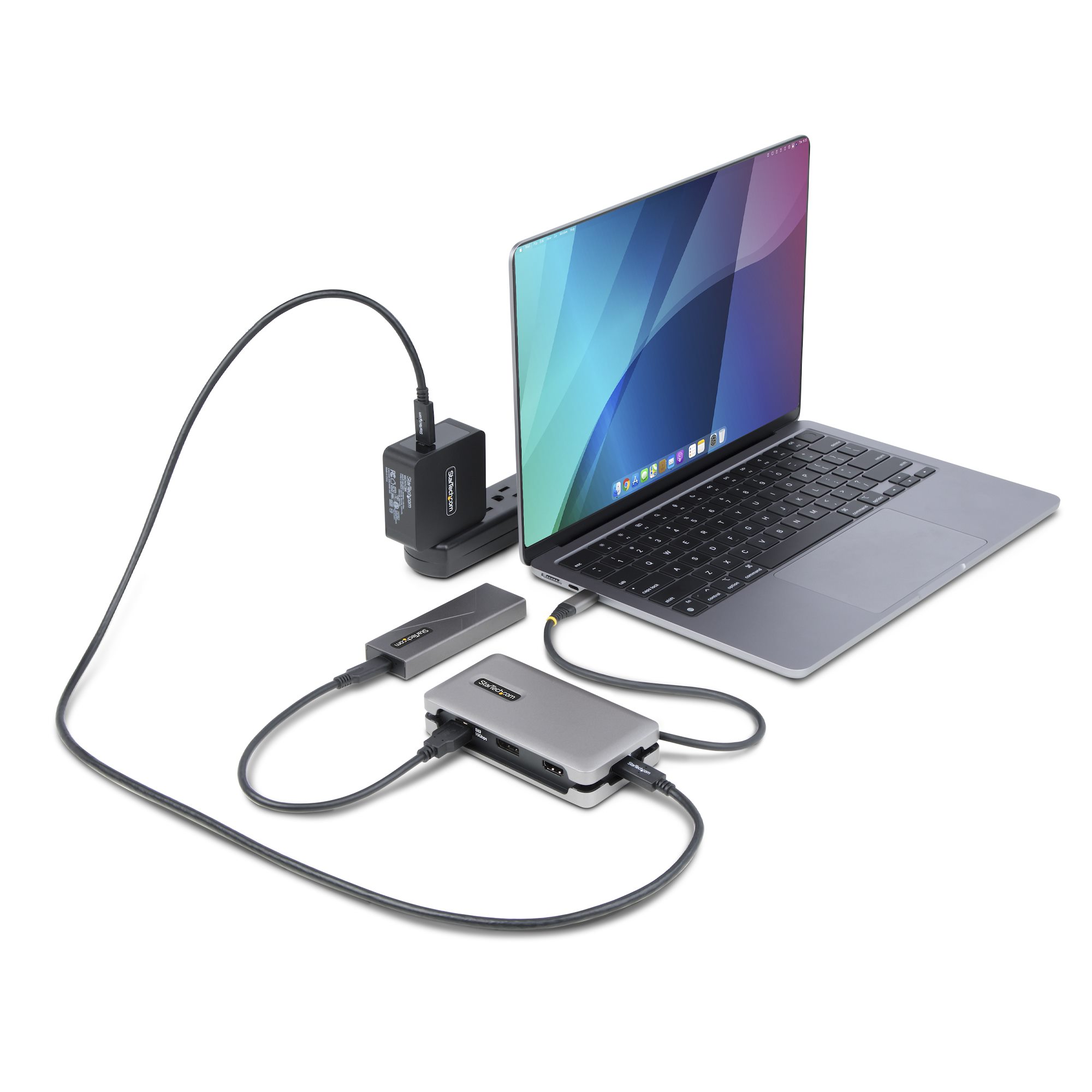4K60Hz HDMIまたはDisplayPort、USBハブ、イーサネット、100W PD機能を