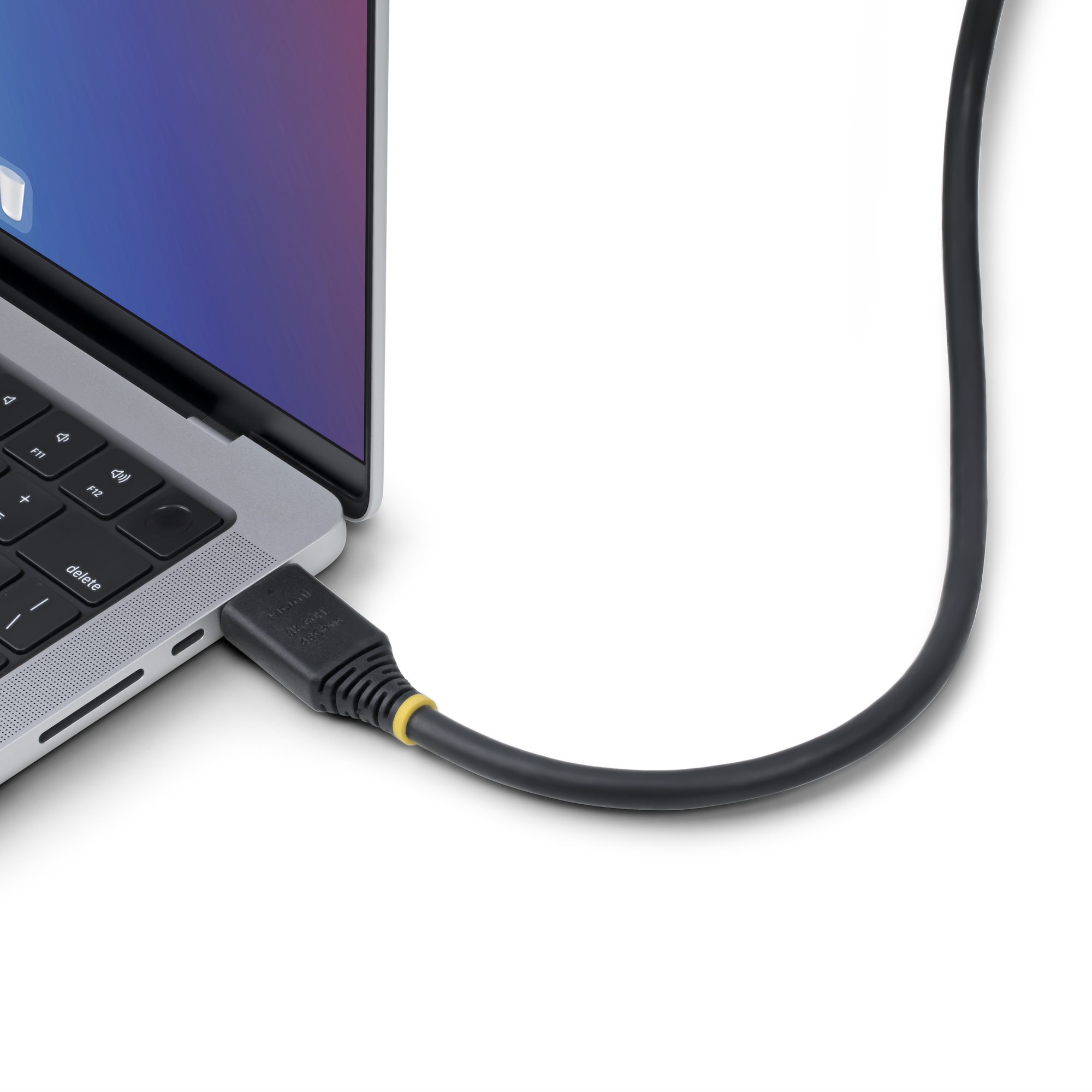 50cm、8K60Hz 4K120Hz、48Gbps、柔らかTPE素材使用、ブラック。安定