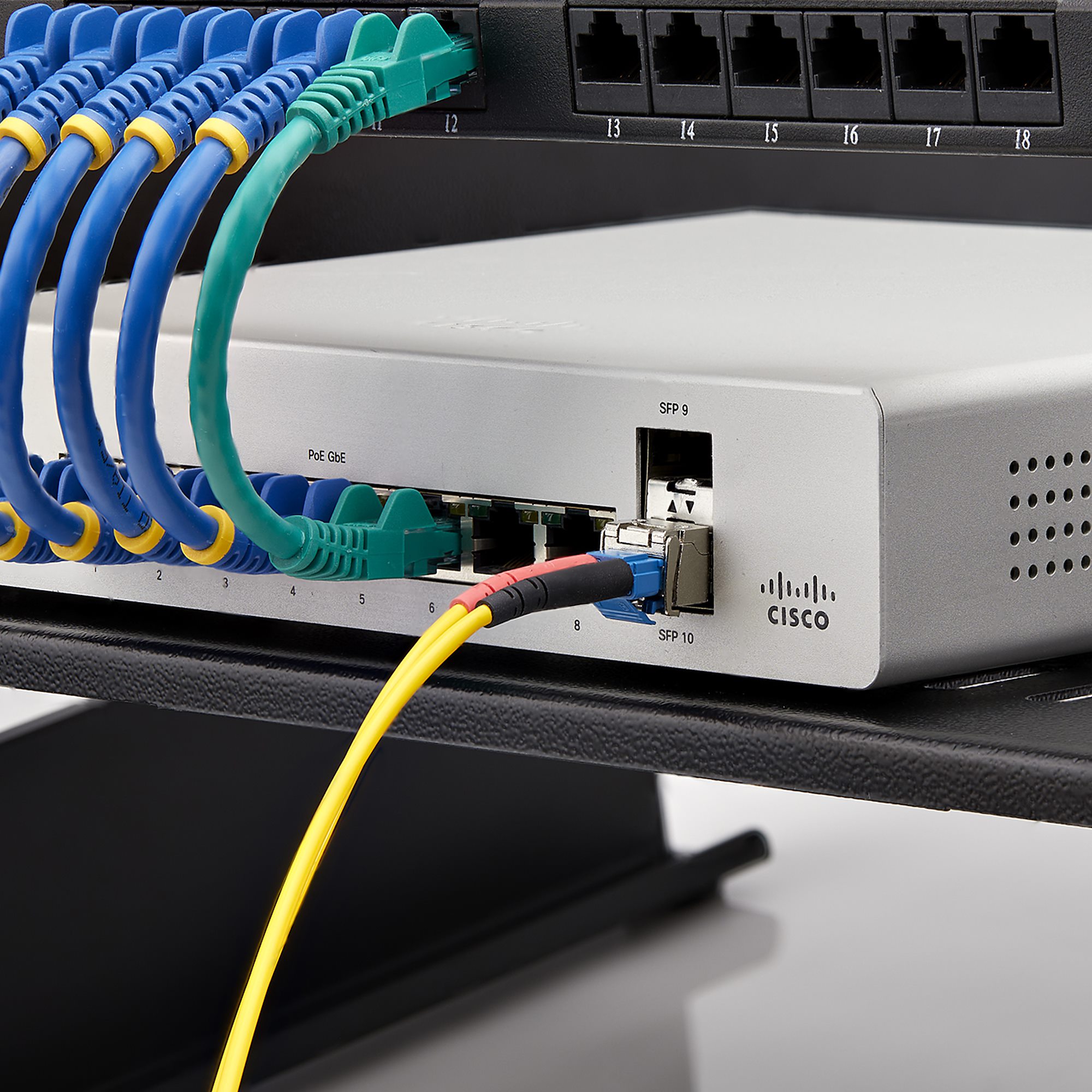 Enhance the networking infrastructure with this Cisco®-compatible